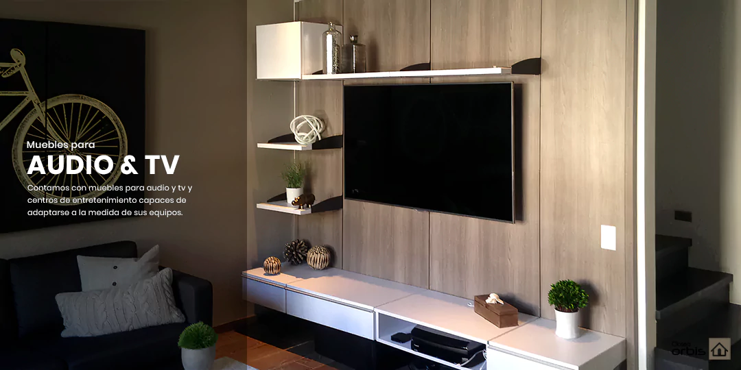Personaliza tus espacios de esparcimiento familiar con muebles para audio y TV modulares fabricados en base a las dimensiones de tus equipos.